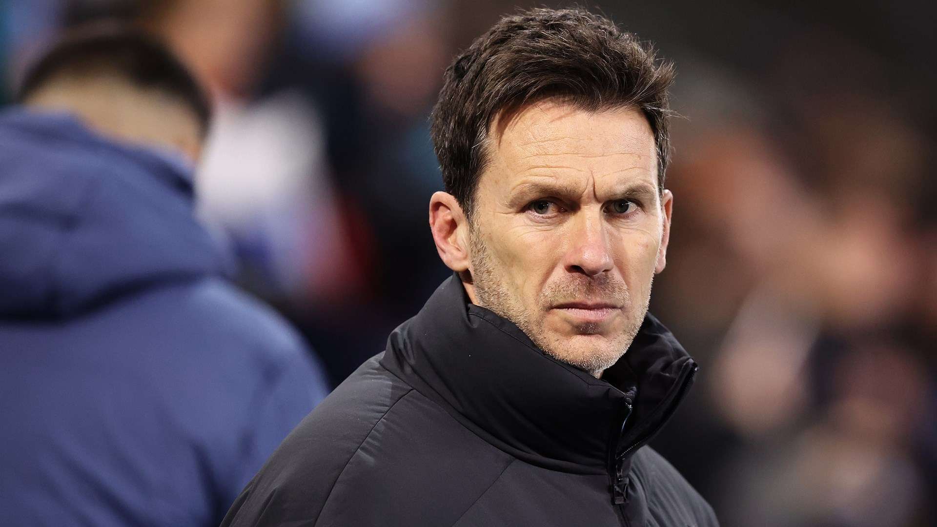 一名球員必 一名球員必